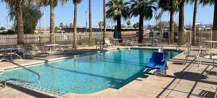 Studio 6 凤凰城, 亚利桑那州 - 市中心(Studio 6 Phoenix, AZ Midtown)图片