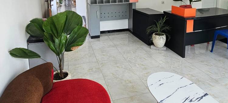 Guest House Saqeena Syariah Near Blitar Park RedPartner图片