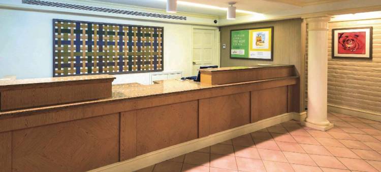 科罗拉多斯普林斯众神花园拉昆塔温德姆酒店(La Quinta Inn by Wyndham Colorado Springs Garden of the Gods)图片