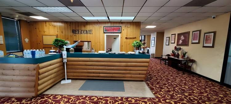海厄瓦萨费尔布里吉快捷酒店(FairBridge Inn Express Hiawatha)图片