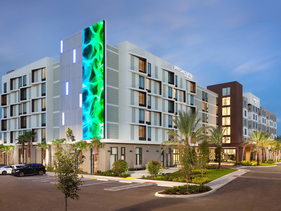 SpringHill Suites奥兰多米勒尼亚酒店