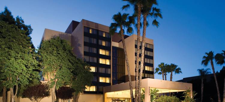 希尔顿逸林弗雷斯诺会议中心酒店(DoubleTree by Hilton Fresno Convention Center)图片