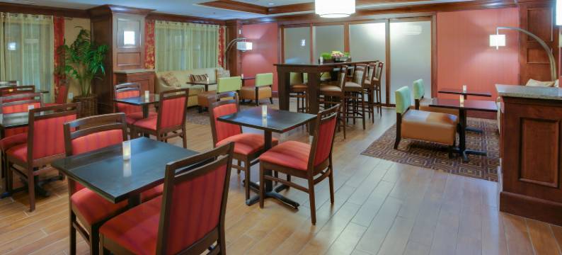 希尔顿欢朋酒店-奥本(Hampton Inn Auburn)图片