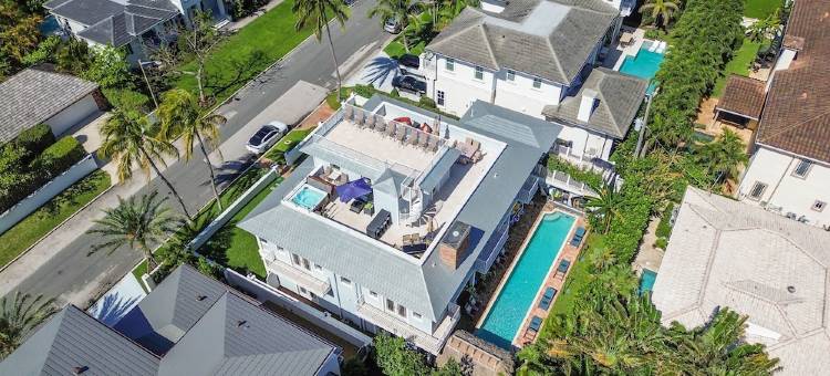Luxury Tropical Paradise: Tiki Hut & 50ft Lap Pool – Ideal for Family & Friends图片