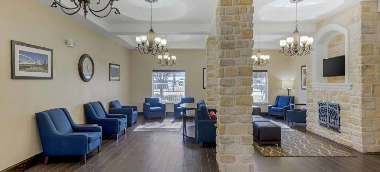 舒适套房酒店布鲁克- 沃斯堡西南(Comfort Suites Benbrook - Fort Worth Southwest)图片