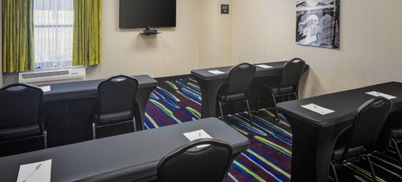 纳什维尔机场欢朋套房酒店(Hampton Inn & Suites Nashville-Airport)图片