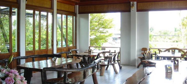 通皮克酒店(Thong Paeka Hotel)图片
