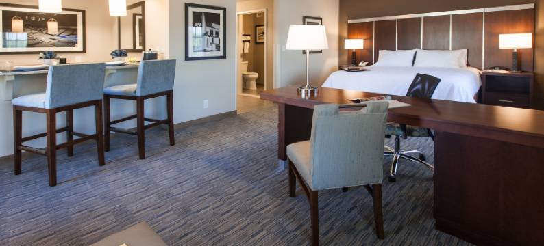 教堂山/卡尔伯罗欢朋酒店及套房(Hampton Inn & Suites Chapel Hill-Carrboro/Downtown)图片