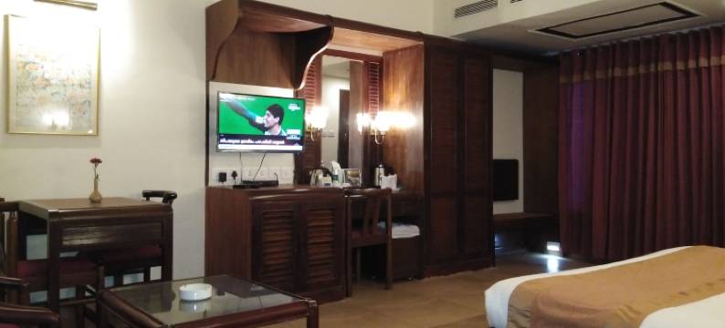 于瓦拉尼居住酒店(Yuvarani Residency)图片