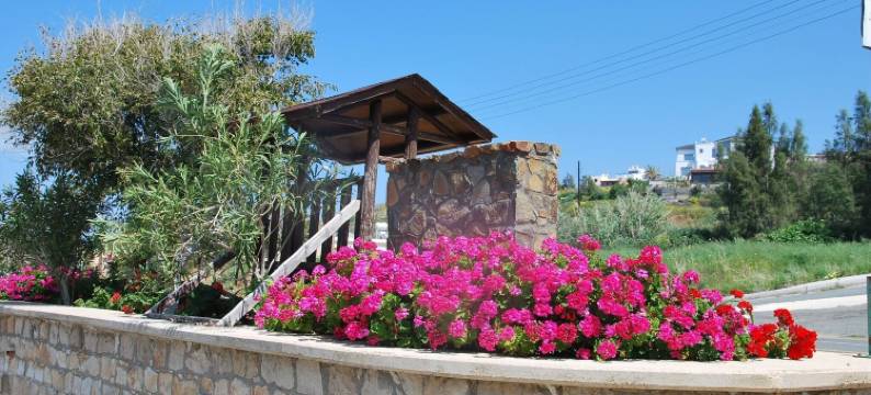 距离海洋仅50米的别墅，适合12人入住，Polis(Villa Only 50m to the Sea, Sleeps 12, Polis)图片