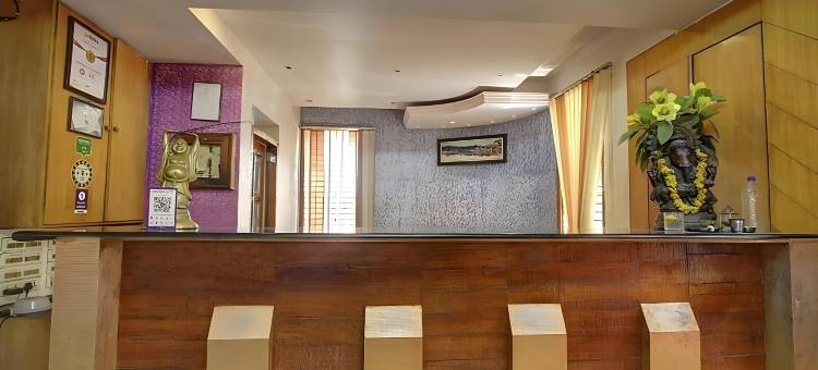 拉吉桑甘国际酒店(Hotel Rajsangam International)图片