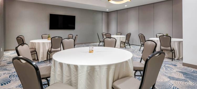 劳德代尔堡海滩坎布里亚酒店(Cambria Hotel Fort Lauderdale Beach)图片