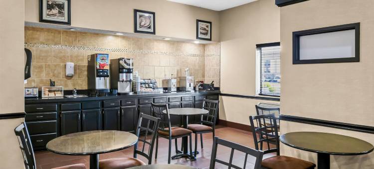 科林斯维尔/圣路易斯温德姆戴斯酒店(Days Inn by Wyndham Collinsville/St. Louis)图片