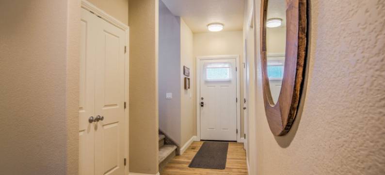 4卧室派克斯峰景色，离徒步和餐饮只有几分钟！！(4Bd Pikes Peak Views Minutes to Hiking & Dining)图片