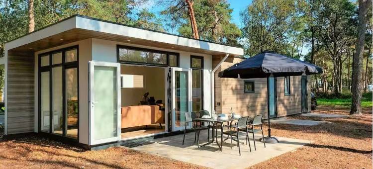 健康小屋 热水浴缸(Wellness Lodge Hottub)图片