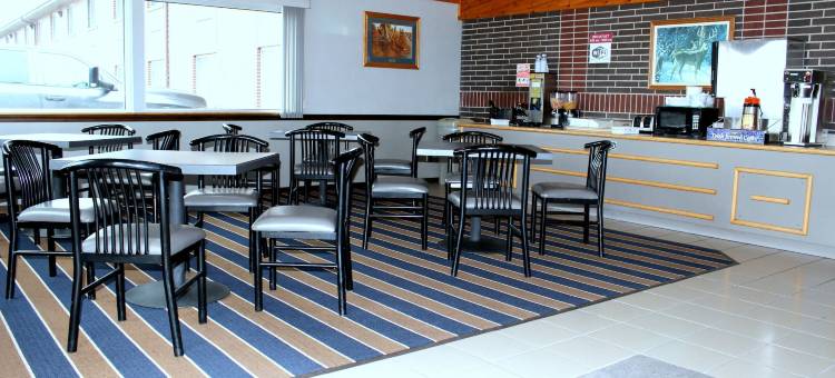 密苏里谷温德姆速 8 酒店(Super 8 by Wyndham Missouri Valley)图片