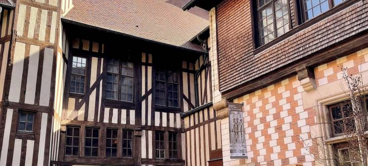 魅力帕约洛 超级中心(Le Charmant Paillot Hyper Centre classé)图片