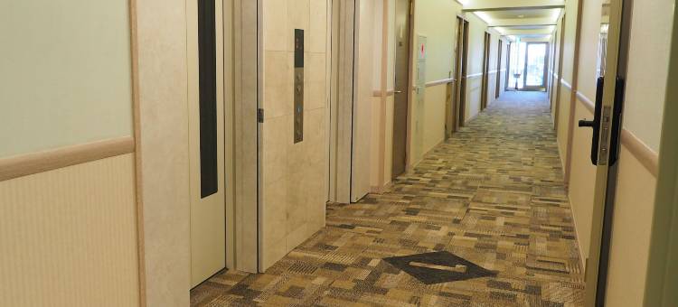 东横INN横滨市营地下铁中心南站(Toyoko Inn Yokohama Shiei-Chikatetsu Center Minami-Eki)图片