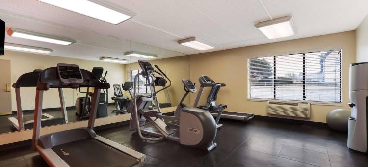 Wingate by Wyndham Lincoln Airport East图片