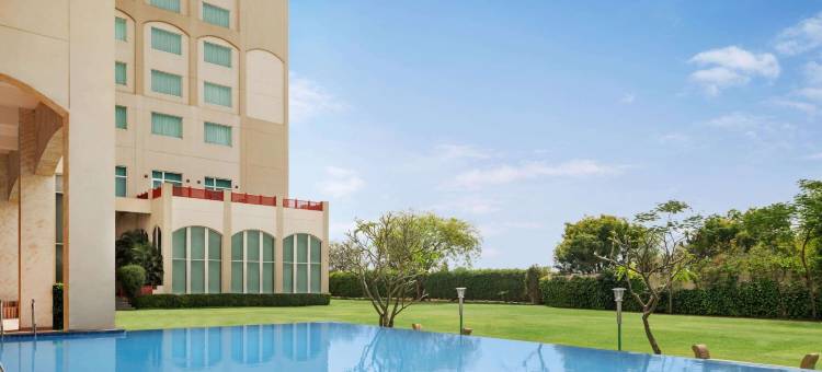 齐普尔斋辛格普拉温德姆华美达酒店(Ramada by Wyndham Jaipur Jaisinghpura)图片