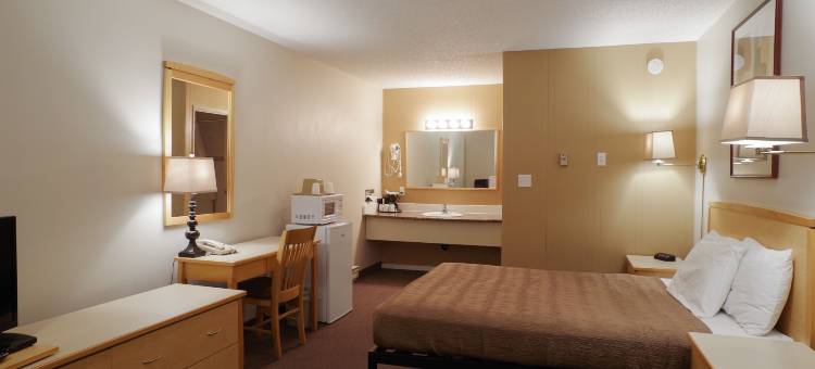 弗尼加拿大最佳价值套房酒店(Canadas Best Value Inn and Suites Fernie)图片