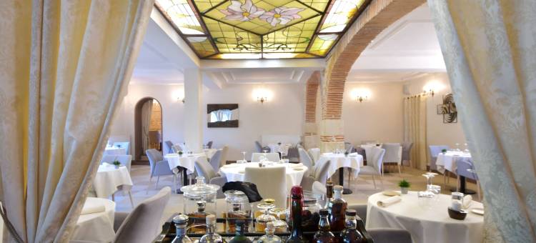 圣马塞尔庄园(Logis Hotels - Château Saint Marcel)图片