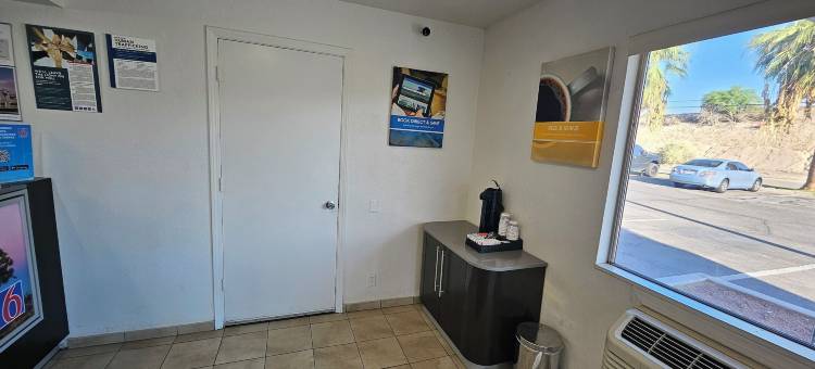 加利福尼亚布莱斯 6 号汽车旅馆(Motel 6 Blythe, CA)图片