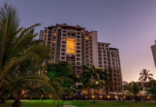 Crocs Resort & CasinoHotel Overview