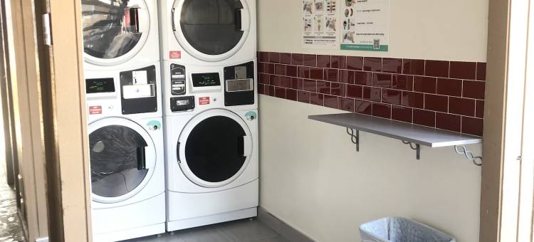 托伦斯华美达酒店(Ramada by Wyndham Torrance)图片