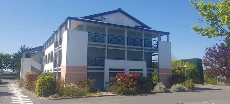 普瓦捷2号观测未来民宿酒店(Kyriad Direct Poitiers  - Gare du Futuroscope)图片