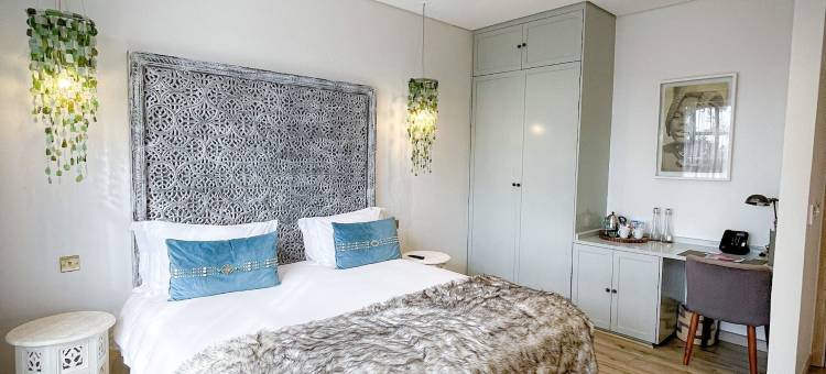 纬度0度酒店(Latitude 0 Degrees)图片