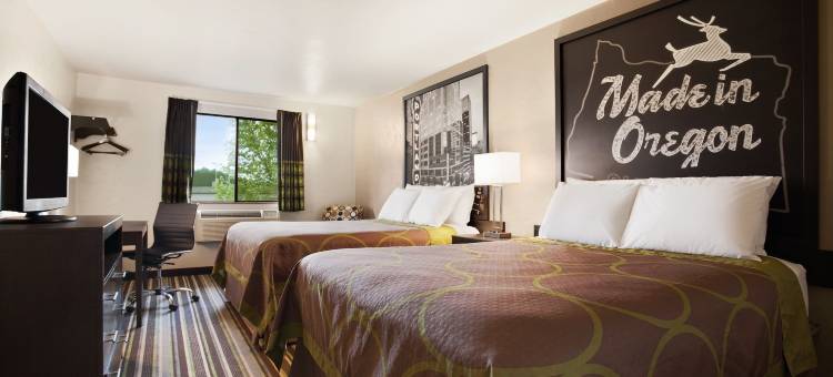 伍德伯恩速8酒店(Super 8 by Wyndham Woodburn)图片