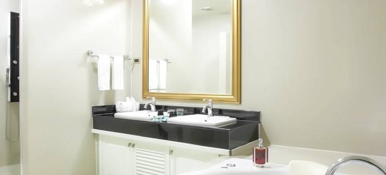 玫瑰人生酒店(LA VIE EN ROSE HOTEL)图片