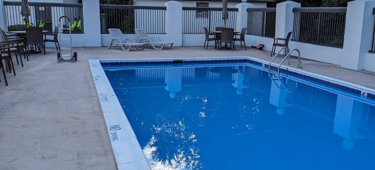 丹维尔 - 大学区凯艺酒店(Quality Inn Danville - University Area)图片