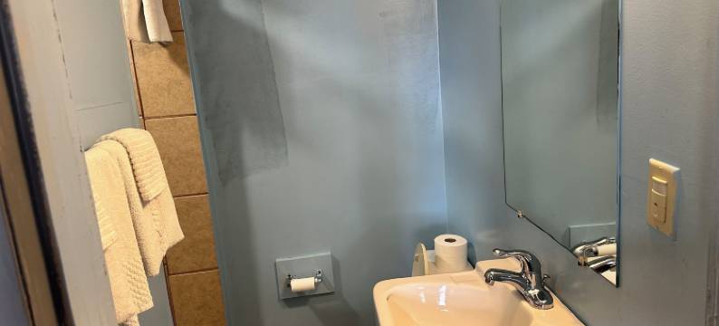 俄亥俄州奥斯汀镇-扬斯敦的韦斯特盖特庄园汽车旅馆(Westgate Manor Motel Austintown & Youngstown Ohio)图片