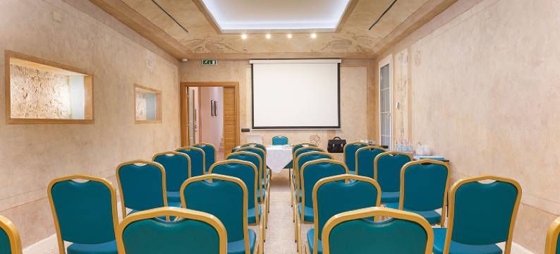 佳乐丽罗姆酒店(Gallery Room)图片