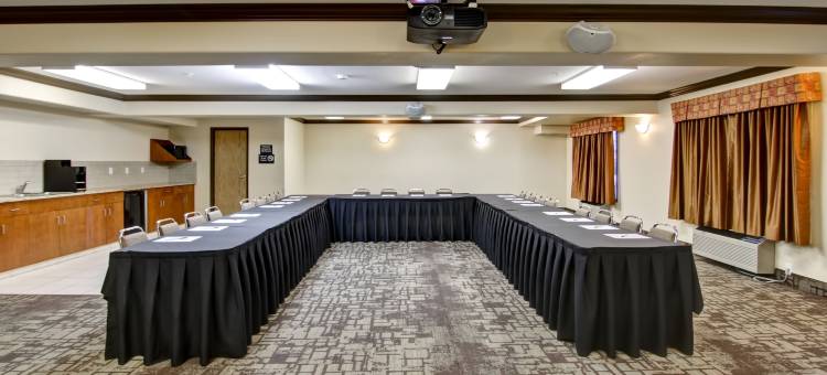 落基山庄坎纳塔酒店(Canalta Rocky Mountain House)图片