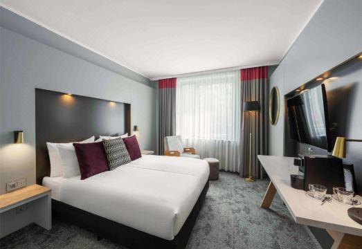 Ramada by Wyndham Essen Hotel Overview
