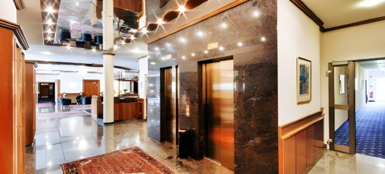 哥伦布特斯沃德酒店(Trans World Hotel Columbus)图片