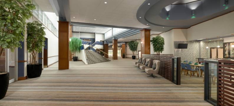 路易斯维尔东-赫斯特波恩假日酒店(Holiday Inn LOUISVILLE EAST - HURSTBOURNE by IHG)图片