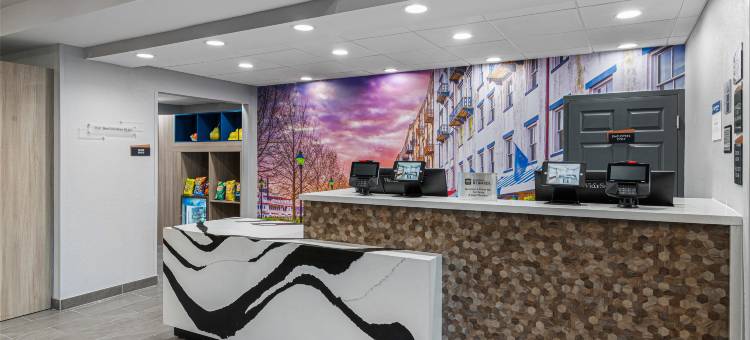 贝斯特韦斯特普拉斯萨凡纳盖特韦酒店(Best Western Plus Savannah Gateway)图片