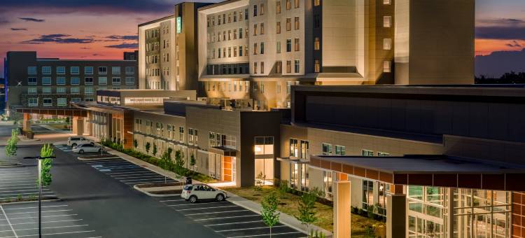 诺布尔斯维尔印第安纳波利斯希尔顿大使套房酒店及会议中心(Embassy Suites by Hilton Noblesville Indianapolis Conference Center)图片