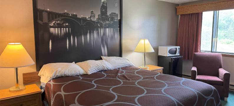 查斯卡速8酒店(Super 8 by Wyndham Chaska)图片