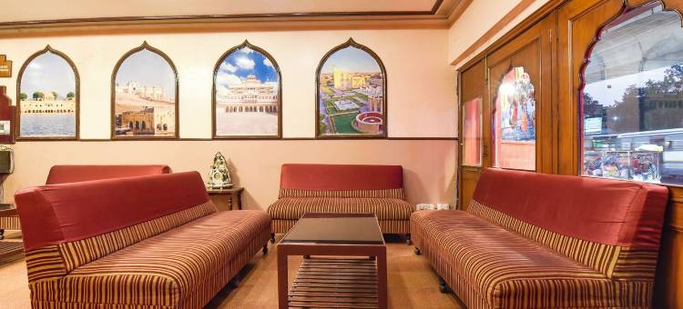 Fabhotel 贾伊曼加尔宫(FabHotel Jai Mangal Palace - Sindhi Camp Bus Stand, Jaipur Railway Station,Sindhicamp Metro Station)图片