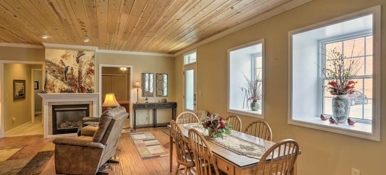 位于市中心的快乐蒂芬住所(Cheerful Tiffin Digs in the Heart of Downtown)图片