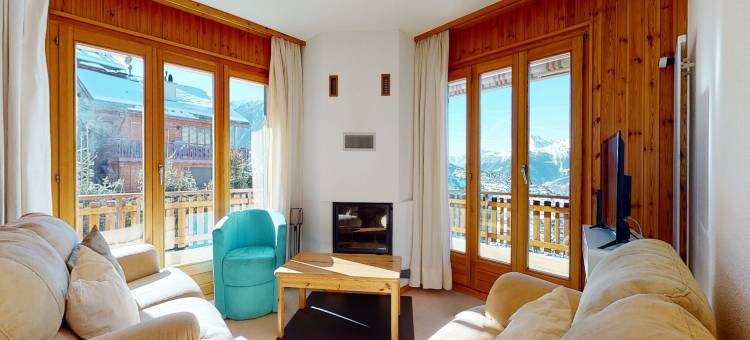 Stunning apartment with mountain view图片