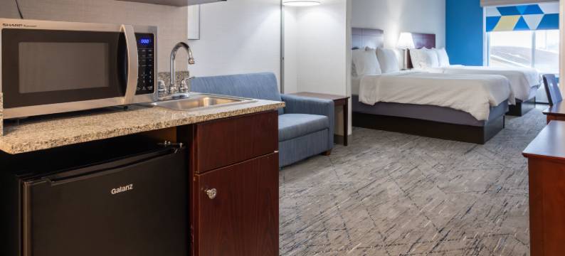 智选假日套房酒店威奇托机场 by IHG(Holiday Inn Express & Suites Wichita Airport by IHG)图片