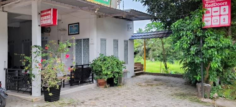 红多兹伊斯兰酒店-近丹戎槟榔市中心(RedDoorz Syariah Near Tanjung Pinang City Center)图片