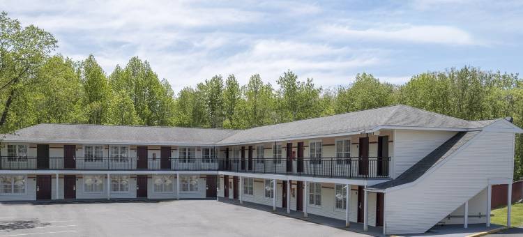 内普顿-泽西海岸红顶酒店(Red Roof Inn Neptune - Jersey Shore)图片