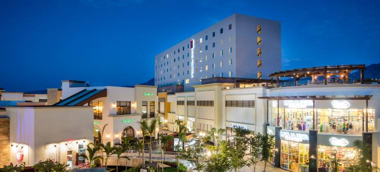 瓦拉塔港岛屿菲耶斯塔旅馆(Fiesta Inn Puerto Vallarta Isla)图片